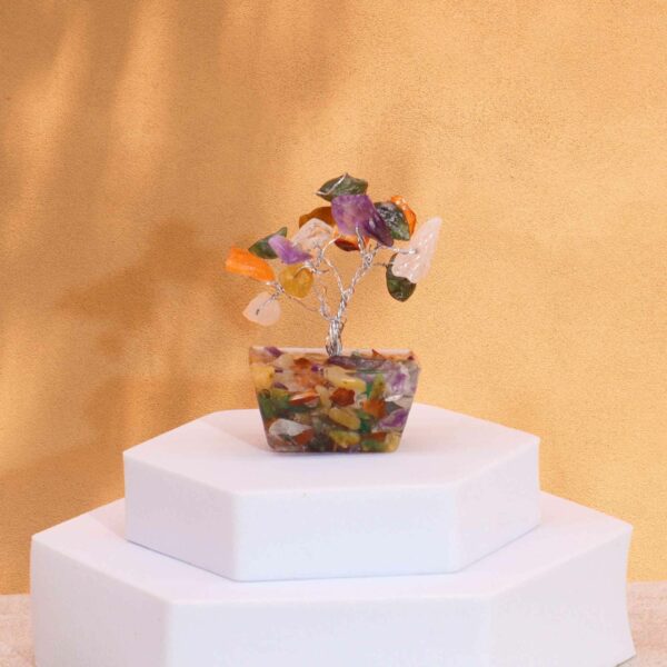 Mini arbre de pierres précieuses sur base d'orgonite - Pierres multiples (15 pierres)