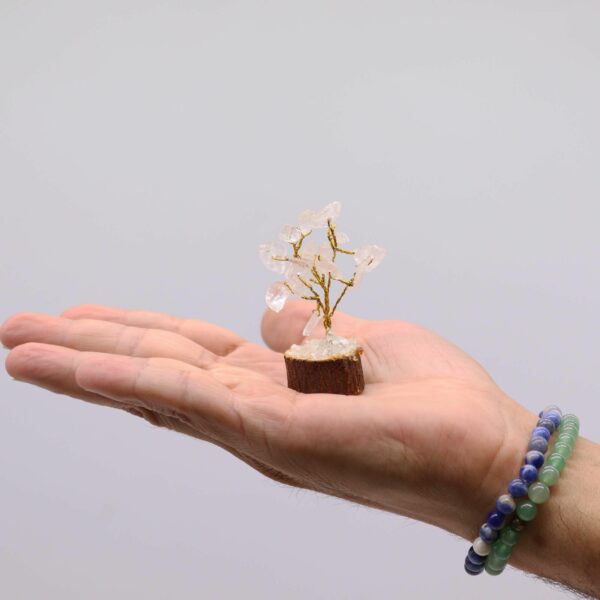 Mini arbre en pierres précieuses sur socle en bois - Quartz de roche (15 pierres)