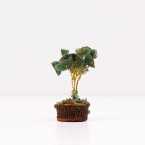 Mini arbre en pierres précieuses sur socle en bois - Aventurine verte (15 pierres)