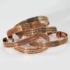 Bracelets avec anneau en cuivre et motif magnétique (assortiments)